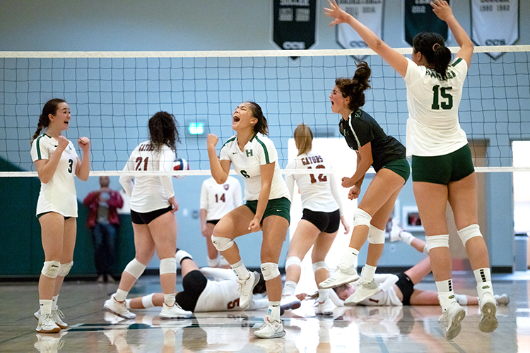 Upper School Girls Varsity Volleyball CCS Finals
