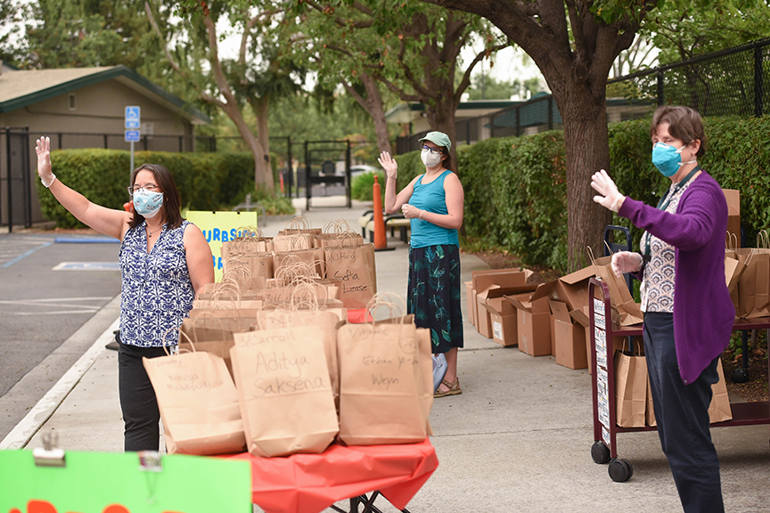 Lower School Library Pickup
