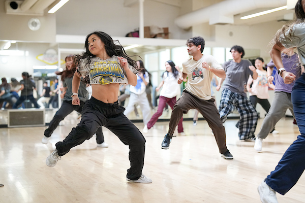 Reidenbach '17 Delivers Dance Masterclass